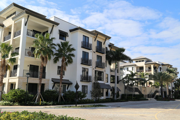 nsurance Appraisal - Naples Square Condos (Downtown Naples) - FPAT - FPAT Exterior View of Naples Square Condominiums at 100 Goodlette Frank Road Representing a Low Rise Coastal Property Undergoing an Insurance Appraisal and Reserve Study in Naples Fl